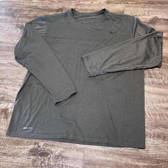 The Nike Tee Men's XL Green Long Sleeve Athletic Cut Dri-Fit T-shirt Logo - Picture 2 of 8